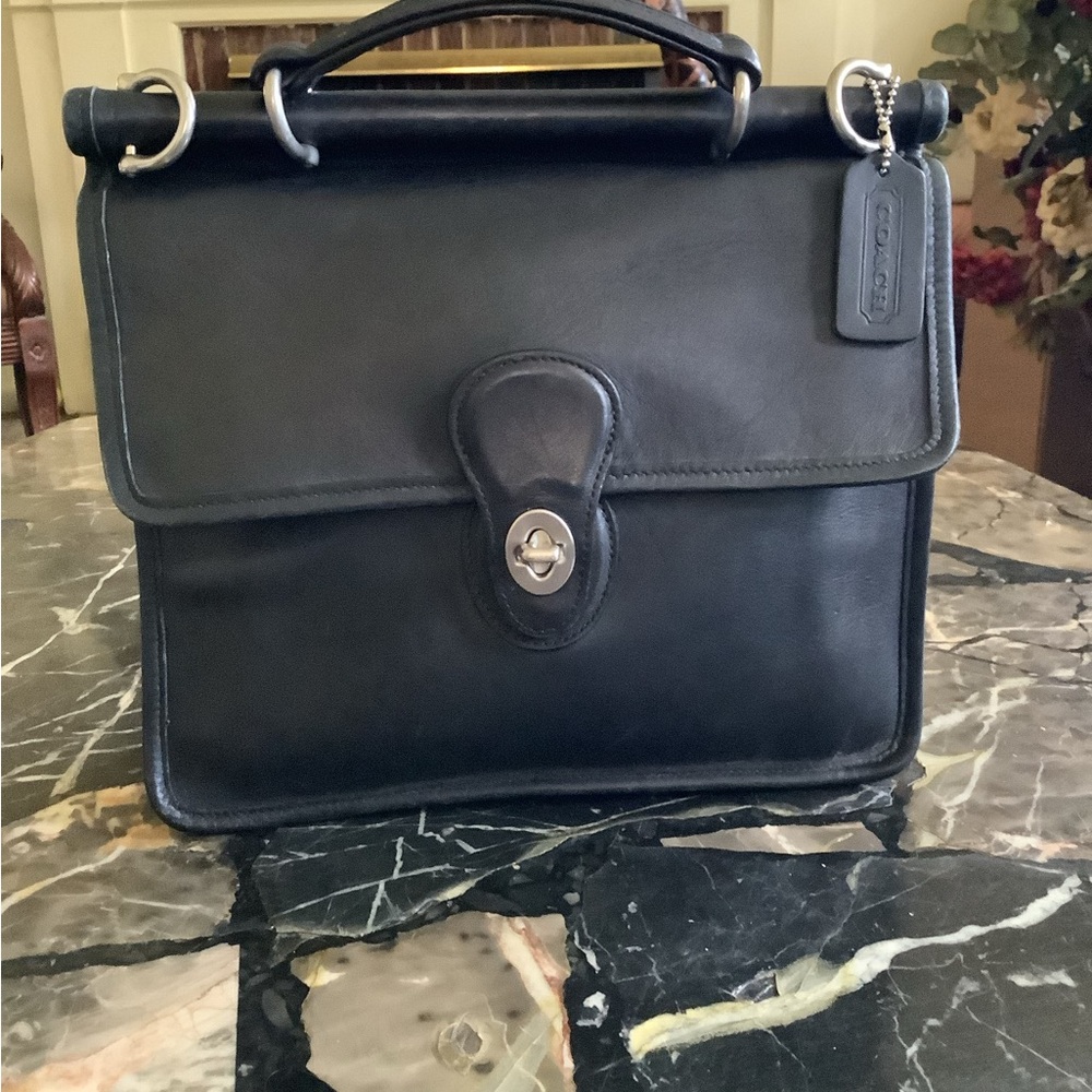Authentic original Coach large black cowhide leather Willis satchel bag 11x9